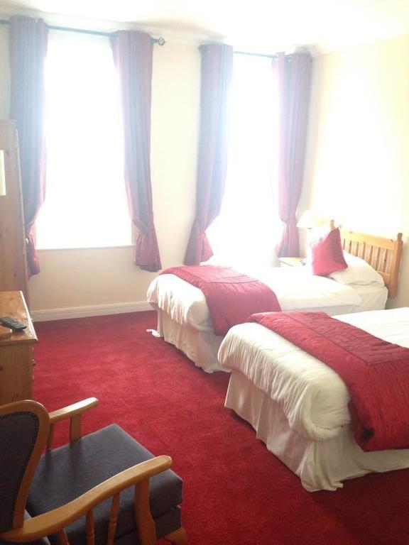 The Western Hotel Claremorris Ruang foto