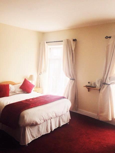 The Western Hotel Claremorris Bagian luar foto