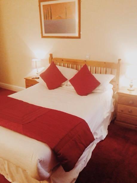 The Western Hotel Claremorris Ruang foto