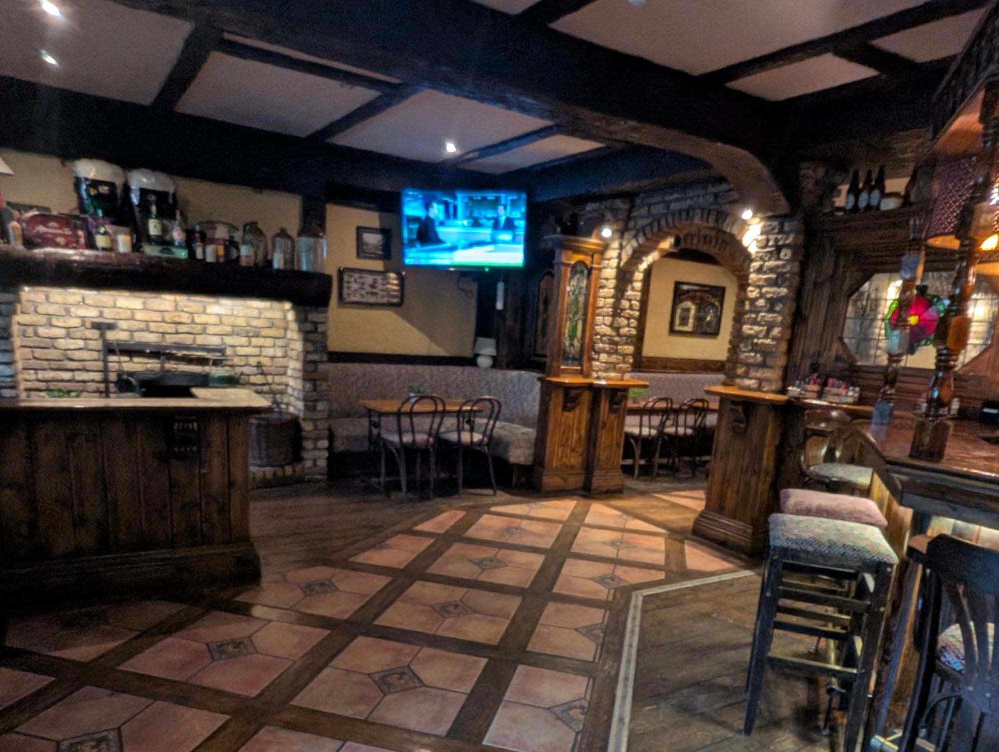 The Western Hotel Claremorris Bagian luar foto